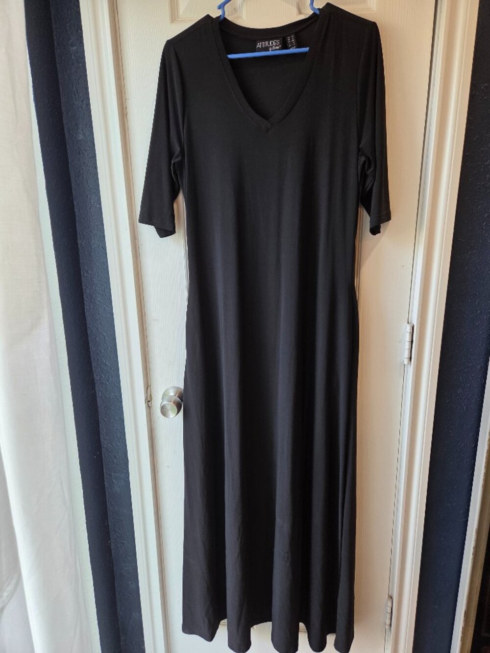 Attitudes By Renee Balck Maxi Dress Medium